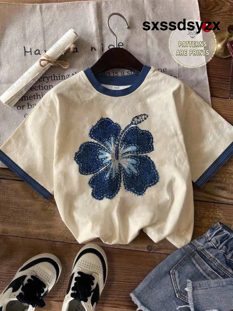 Attitoon Casual Minimalist Blue Floral Pattern Round Neck Short Sleeve Loose Women T-Shirt Suitable For Summer Hibiscus